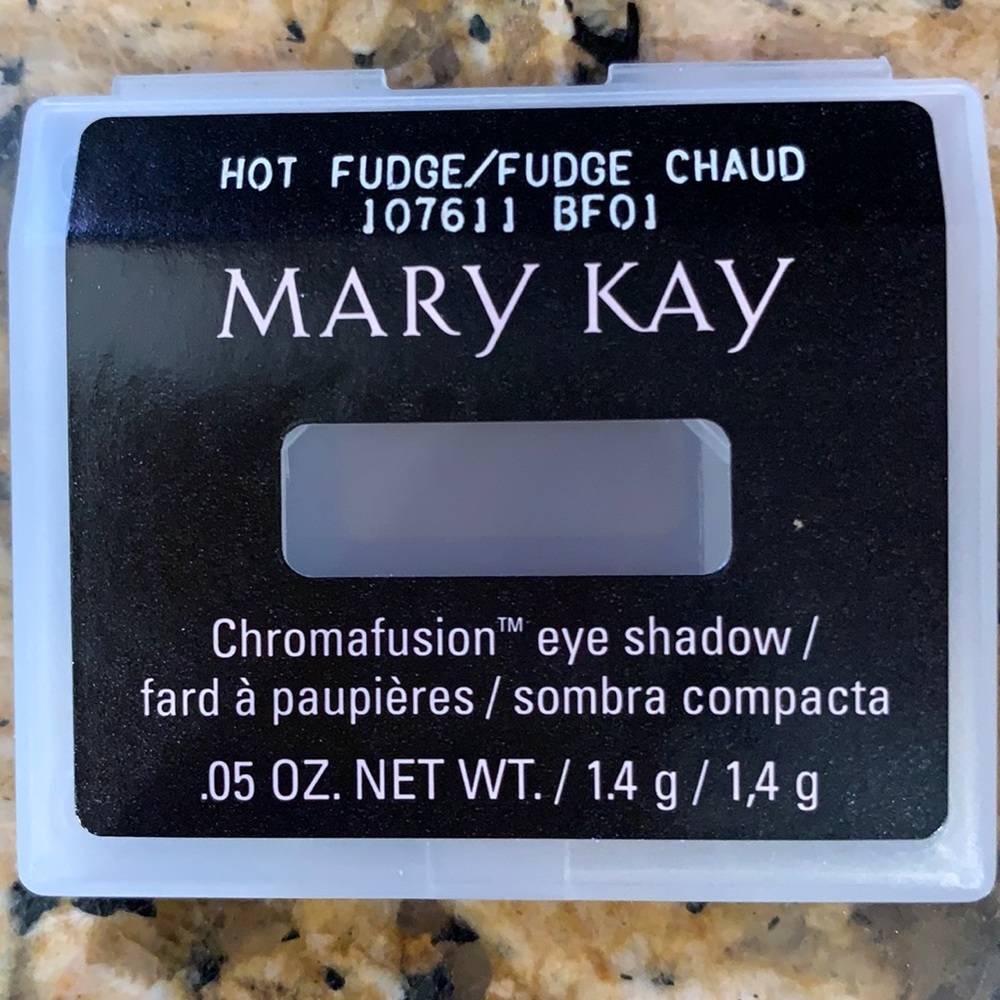 Mary Kay Chromafusion eye shadow